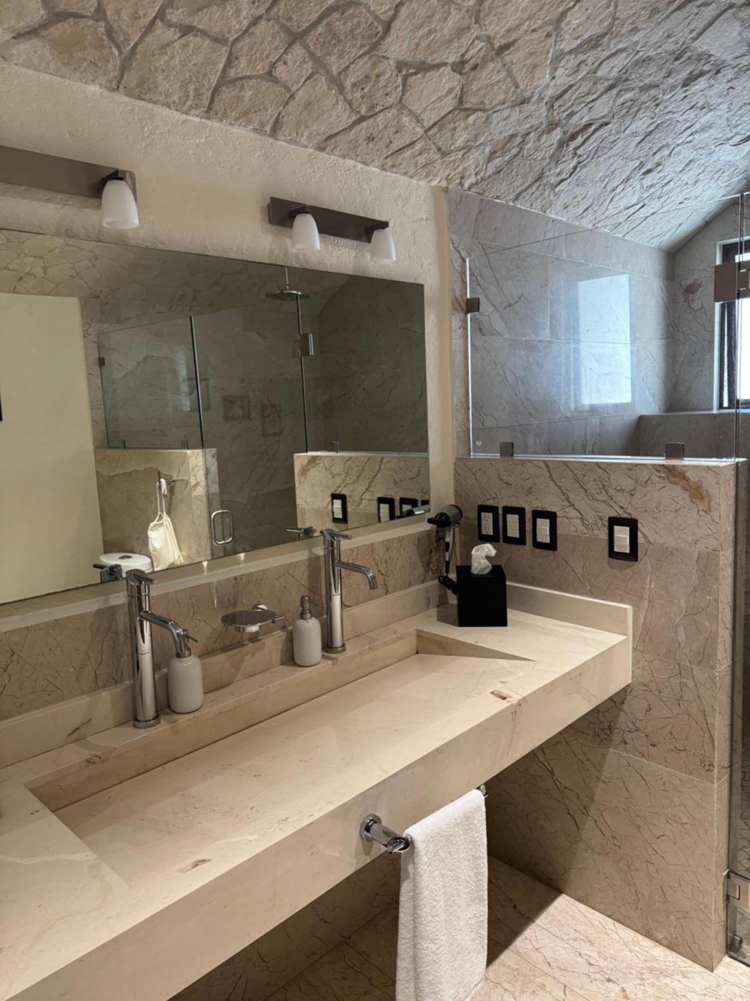 Porta Paradiso Valquirico, Albergo Boutique Santeagueda Exterior foto
