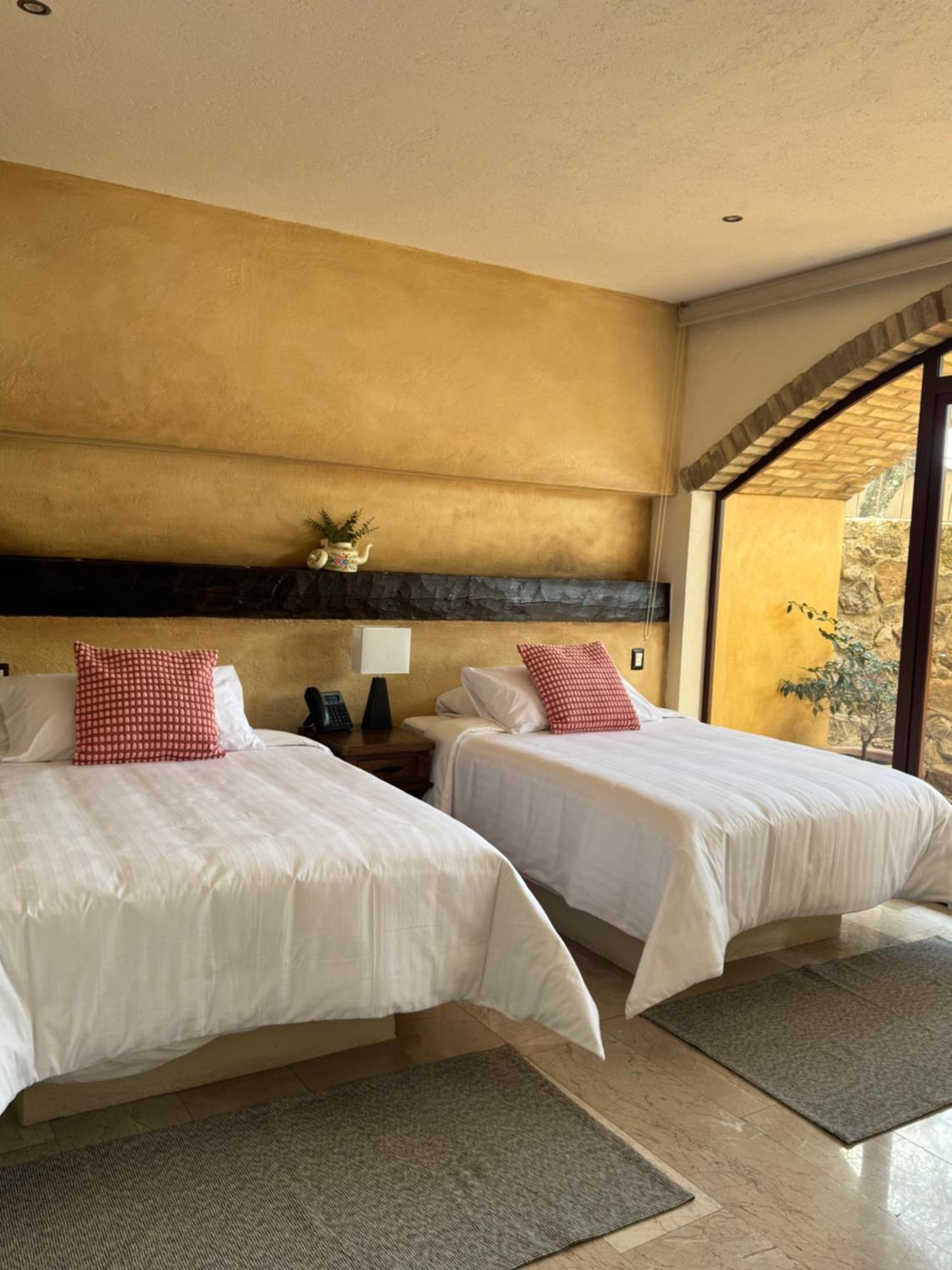 Porta Paradiso Valquirico, Albergo Boutique Santeagueda Exterior foto