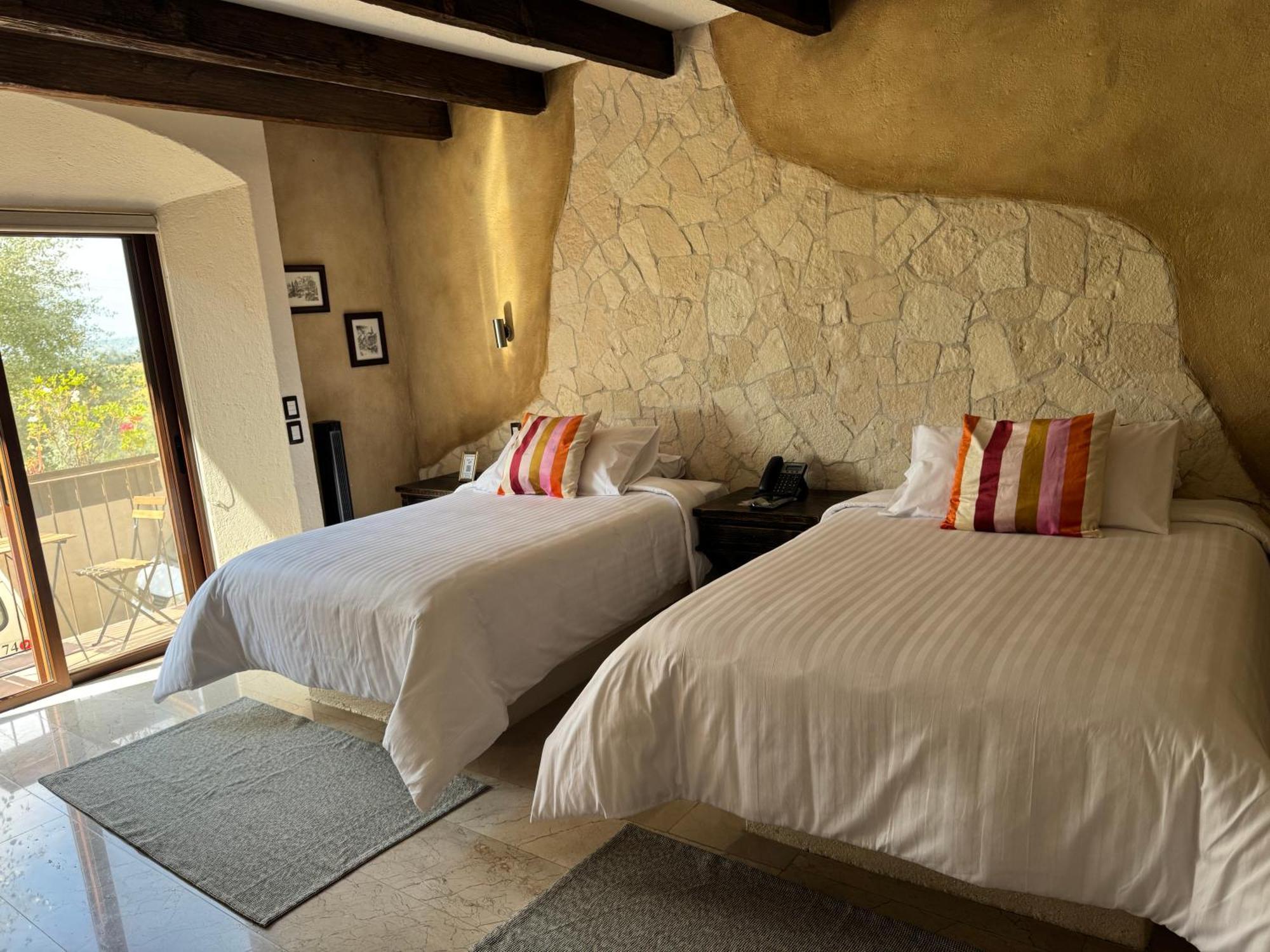 Porta Paradiso Valquirico, Albergo Boutique Santeagueda Exterior foto