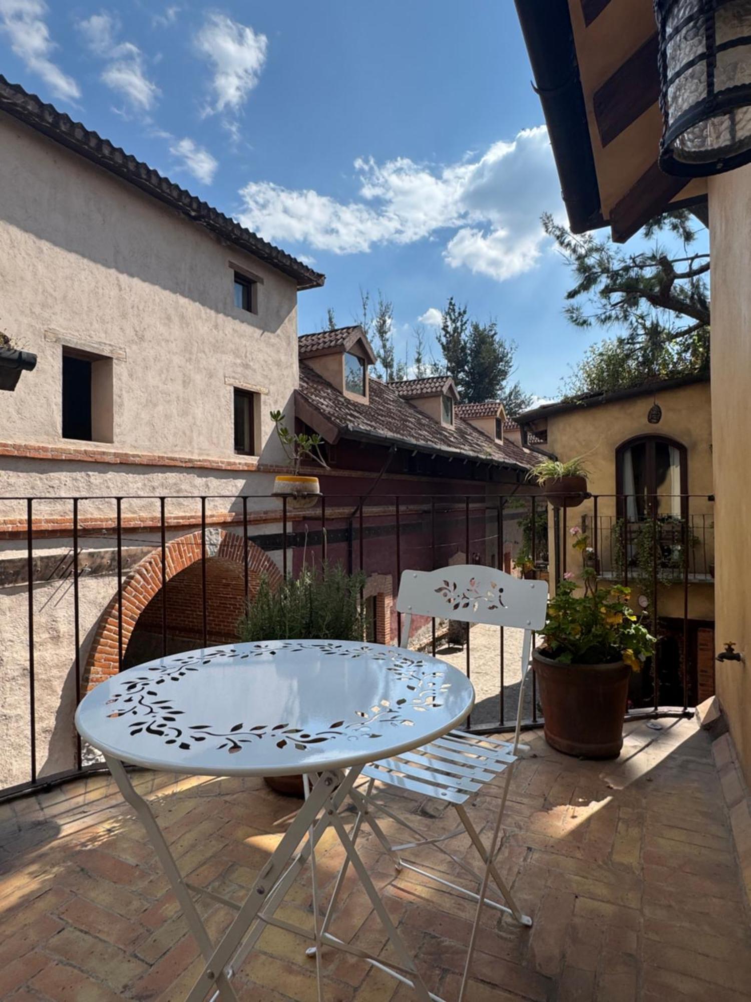 Porta Paradiso Valquirico, Albergo Boutique Santeagueda Exterior foto
