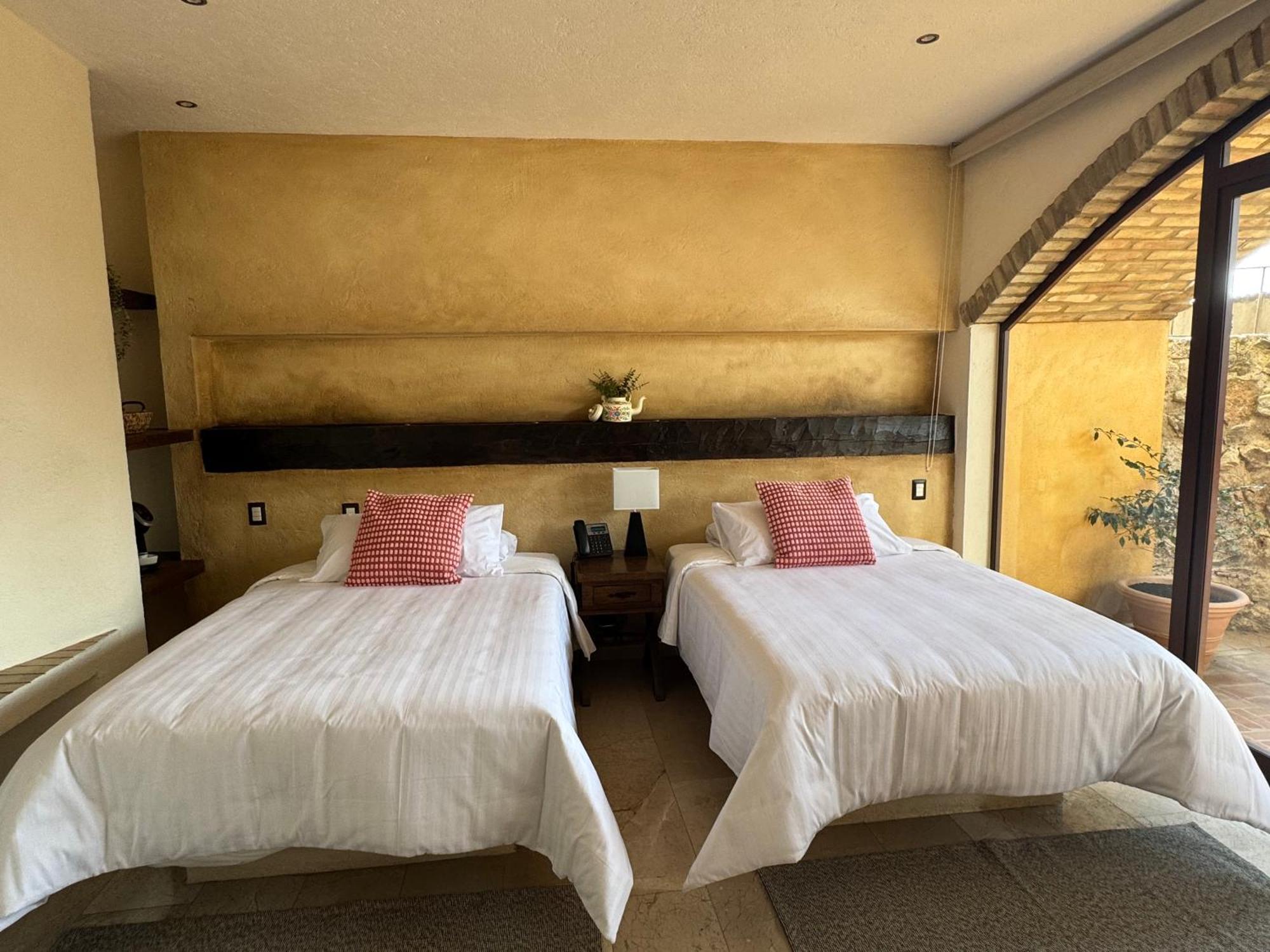 Porta Paradiso Valquirico, Albergo Boutique Santeagueda Exterior foto